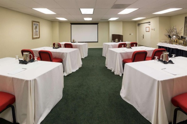 Hilton Grand Vacations on Paradise (Convention Center) image 18